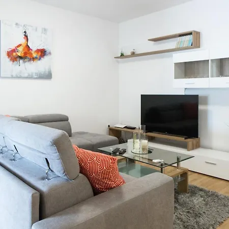 Apartment - Luxury With Private Pool